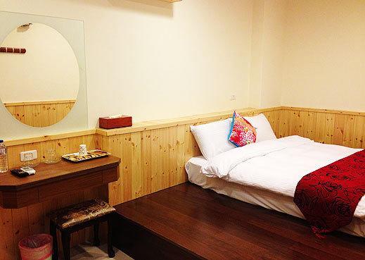 Sun Moon Lake Crystal B&B Nantou Room photo